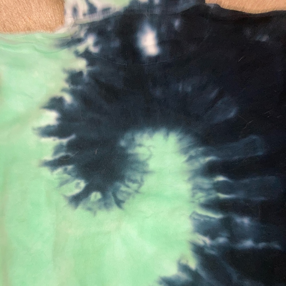 Sweatshirt - Picture 2 of 2